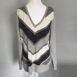 New York & Company V-Neck Sweater Gray, Black, and White sparkle shimmer chevron